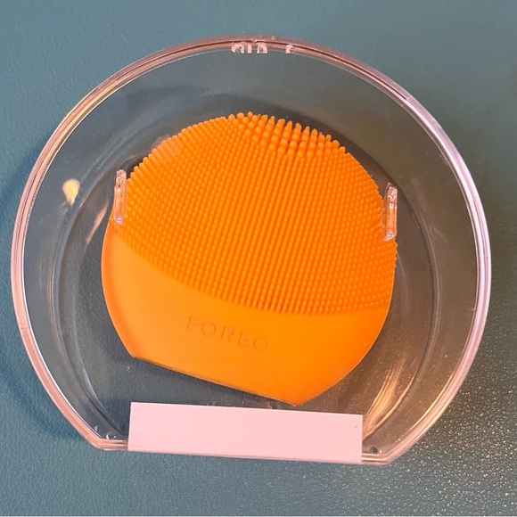 FOREO Luna Fofo Face Cleansing device - sunflower yellow - Picture 4 of 6